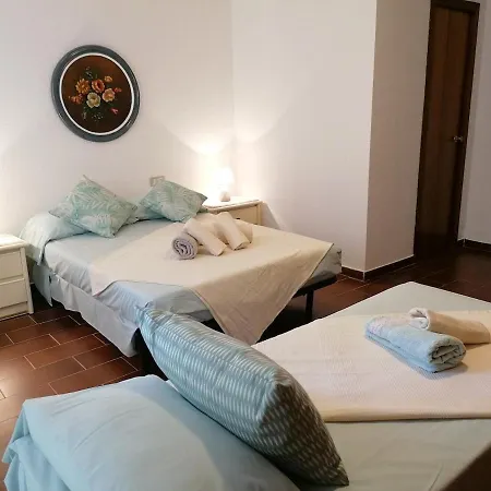 Appartamento Sea-front Apartment, Terrace And Elevator