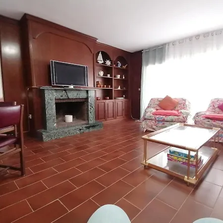 Sea-front Apartment, Terrace And Elevator